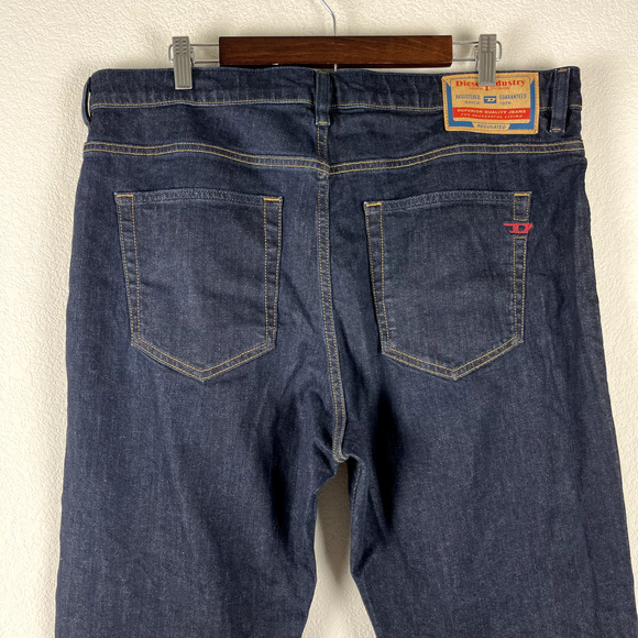 Diesel Stretch Straight Jeans Mens 38x30 Button Fly Dark Wash 2020 D-Viker NWT - Picture 8 of 16